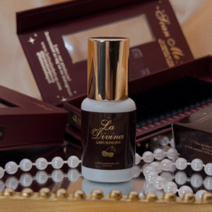 La Divina Adhesive
